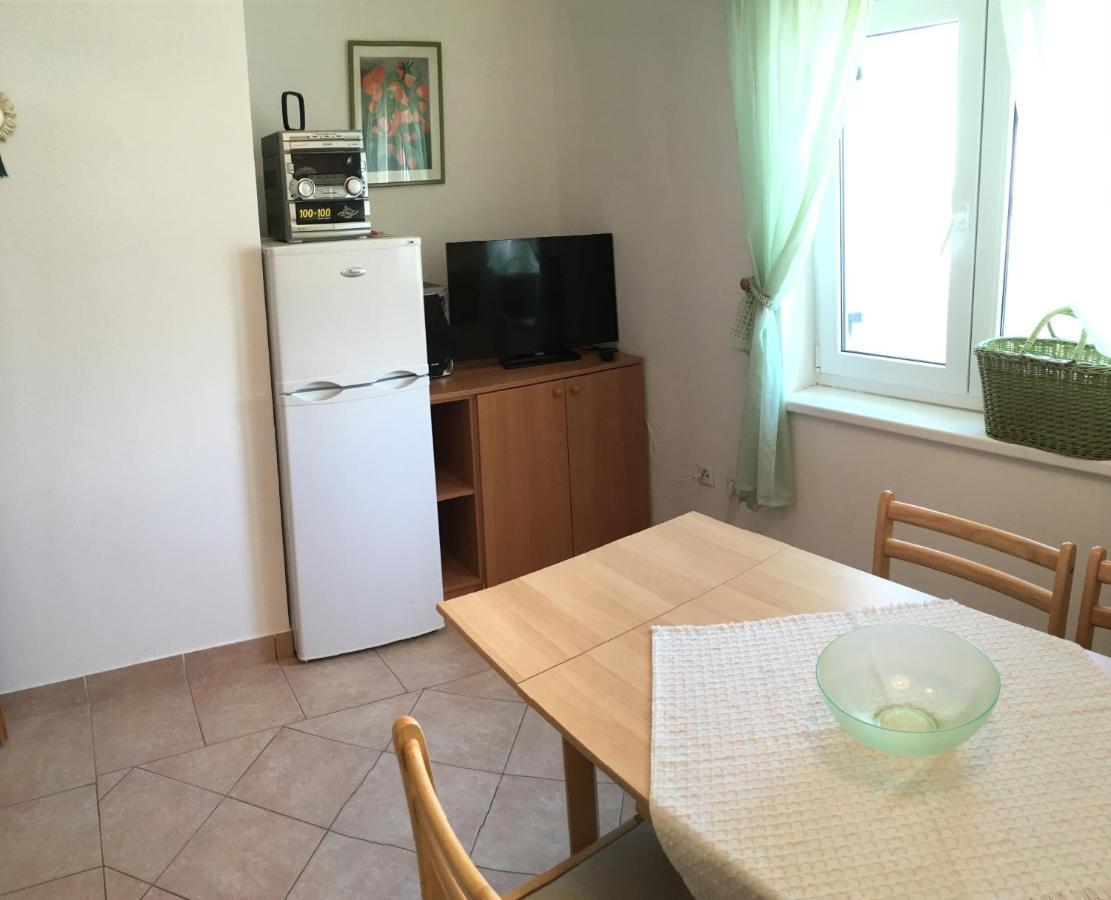 Apartments Tatjana Pag Town Room photo