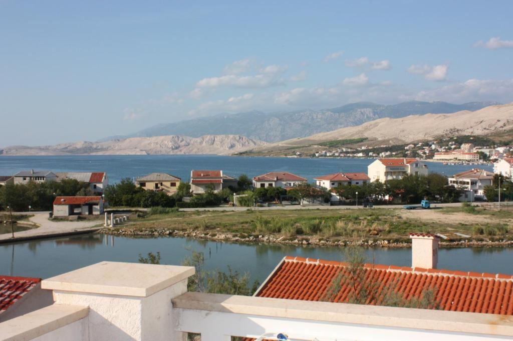 Apartments Tatjana Pag Town Room photo